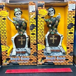 2 Halloween Skeleton Animated Sings Dance Boogie Bones Shake it Needs Batteries